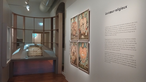 La Carte des Coeurs de Michel Le Nobletz et quatre taolennou exposés